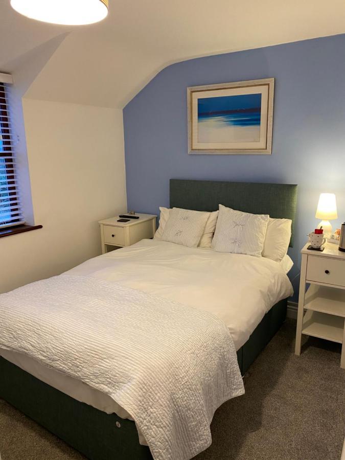 ホーリーヘッド Blackthorn Farm Bed & Breakfast エクステリア 写真