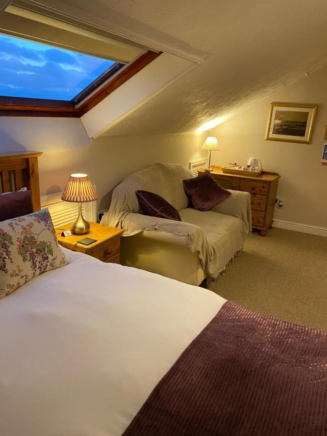 ホーリーヘッド Blackthorn Farm Bed & Breakfast エクステリア 写真